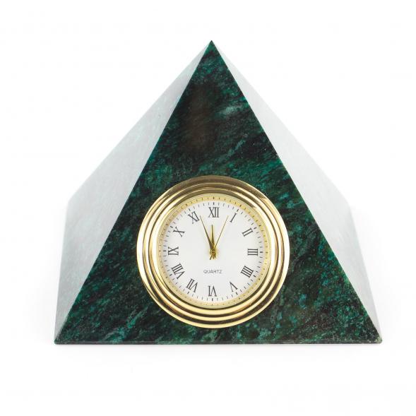Часы &amp;quot;Пирамида&amp;quot; камень змеевик темный 8х8х7 см 113187