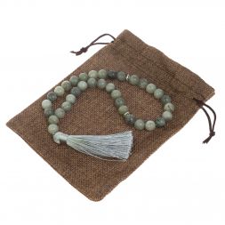 Четки из камня ларвикит круглый 35 бусин