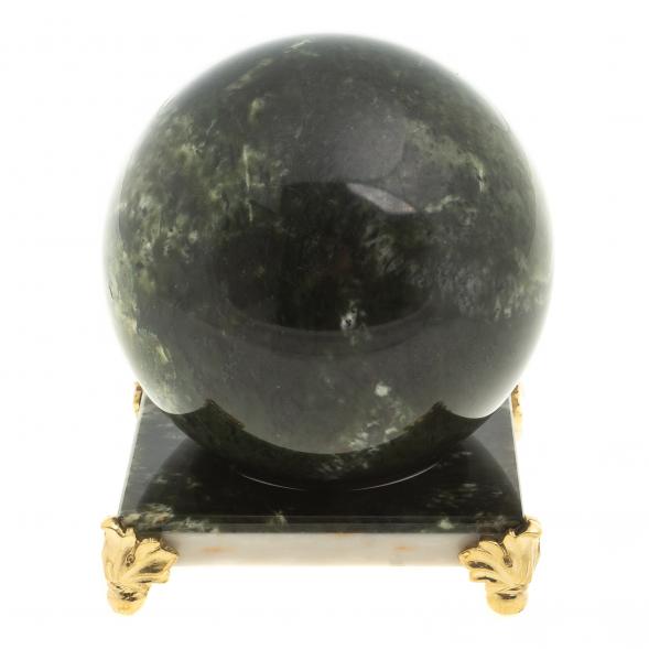 Шар из нефрита 10 см на подставке 123524