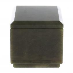 Шкатулка из нефрита 5,5х5,5х5,5 см