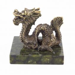 Статуэтка из бронзы на подставке из змеевика "Дракон"