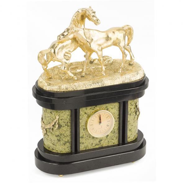 Каминные часы с подсвечниками &amp;quot;Кони на воле&amp;quot; бронза змеевик 113570
