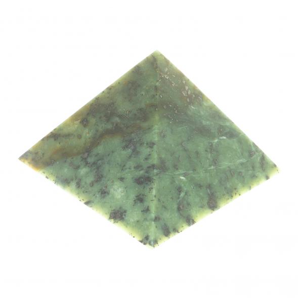 Пирамида из нефрита 5,5х5,5х3,5 см 124240