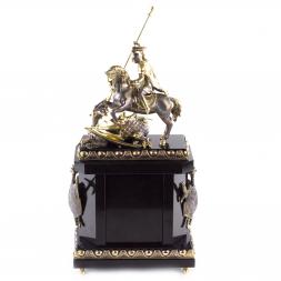 Каминные часы "Георгий Победоносец" из малахита и бронзы в кейсе