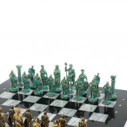 Шахматы &amp;quot;Римляне против Галлов&amp;quot; фигуры бронза / патина 36х36 см серый мрамор