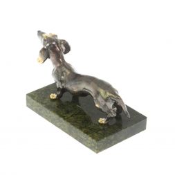 Статуэтка из бронзы &amp;quot;Такса&amp;quot; на змеевике