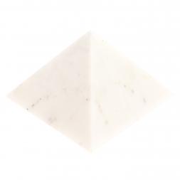 Пирамида 5,5х5,5х3,5 см из белого мрамора